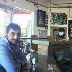 Meet your Posher, Amir